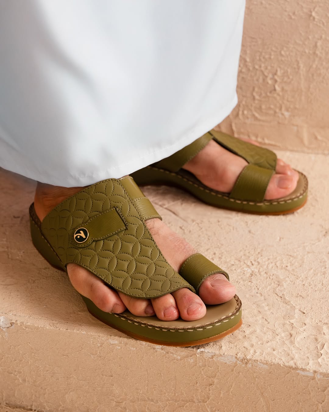 JELD Olive Quilted Raised Sole Sandal