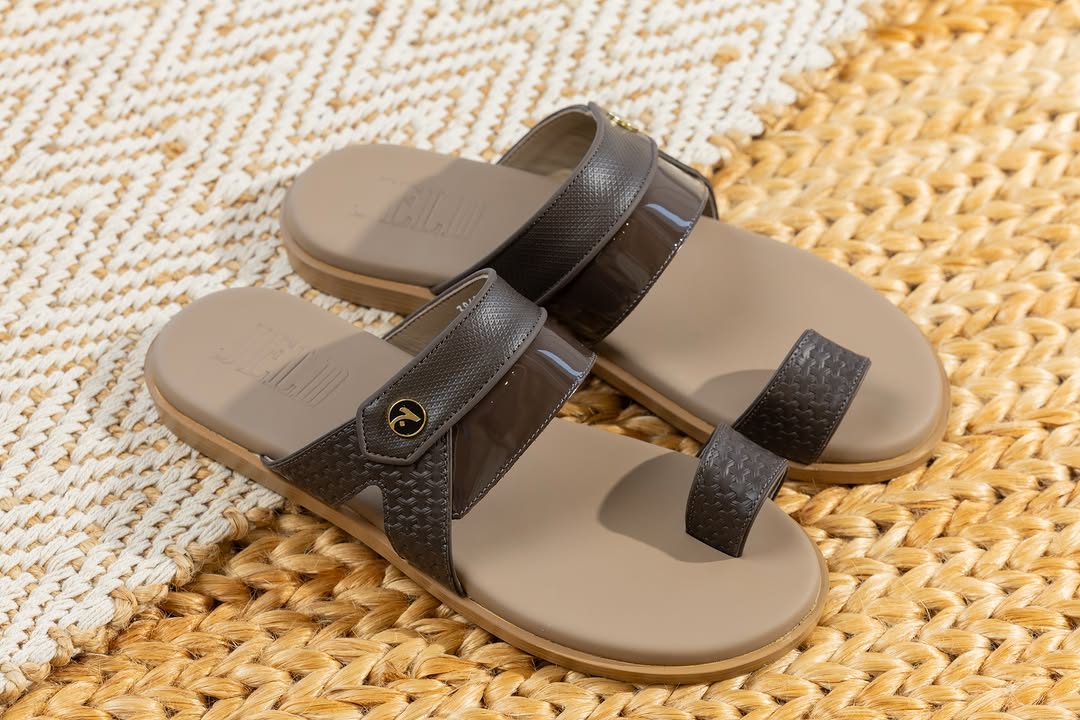 JELD Dark Brown Embossed Double-Strap Flat Leather Sandal