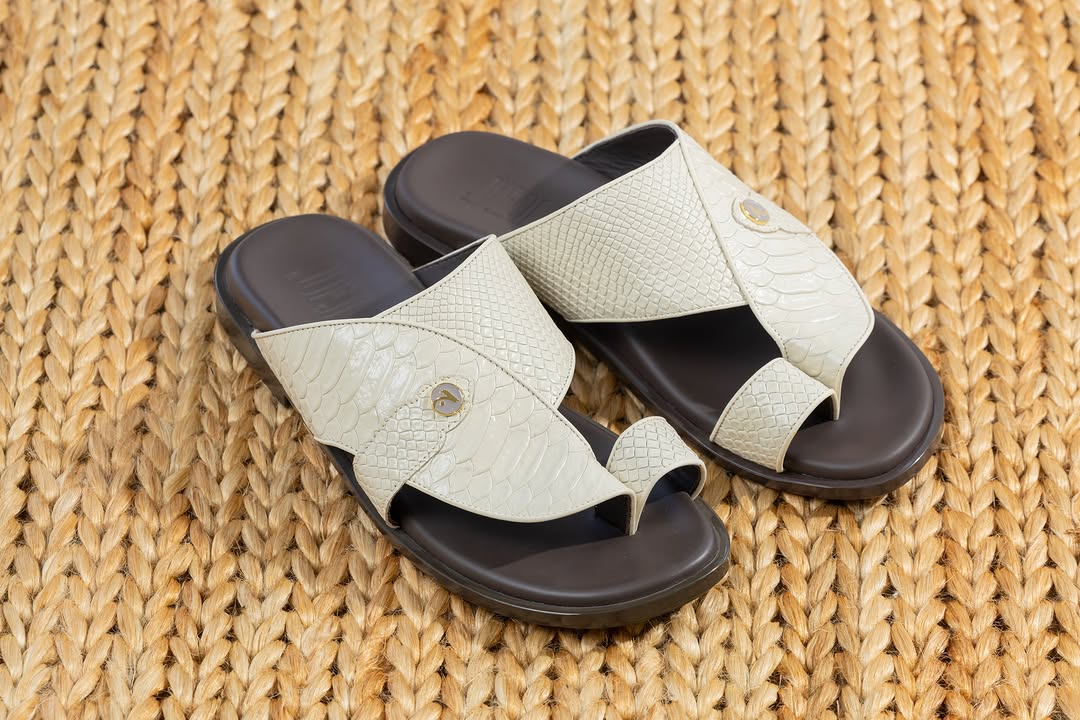 JELD Off-White Cross-Strap Woven Premium Crepe-Sole Sandal